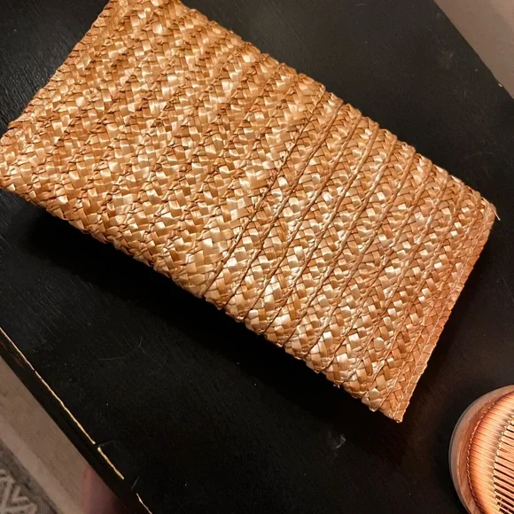 Straw Woven Clutch - Picture 3 of 4